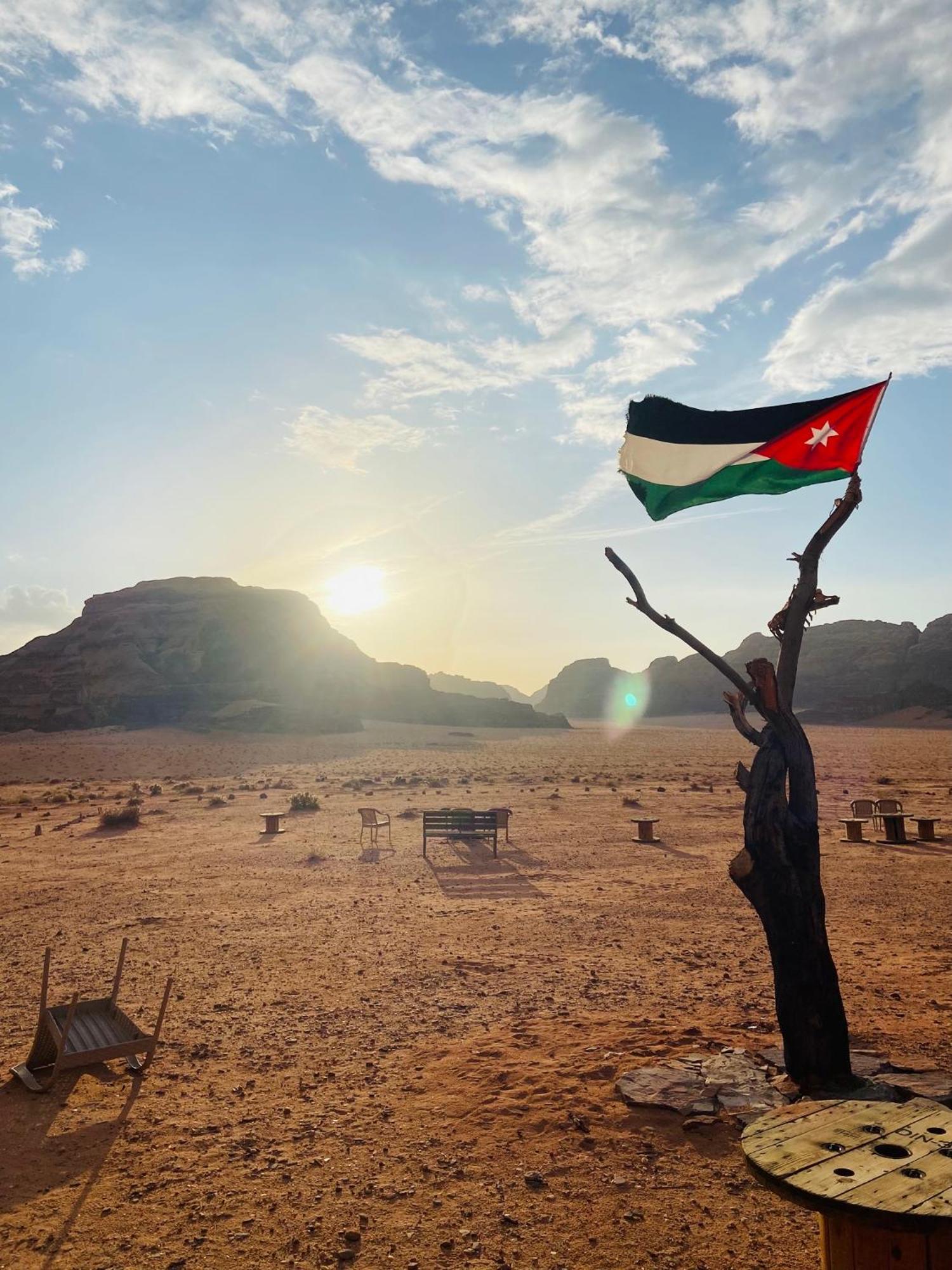 Wadi Rum Bedouin Heart Camp Buitenkant foto