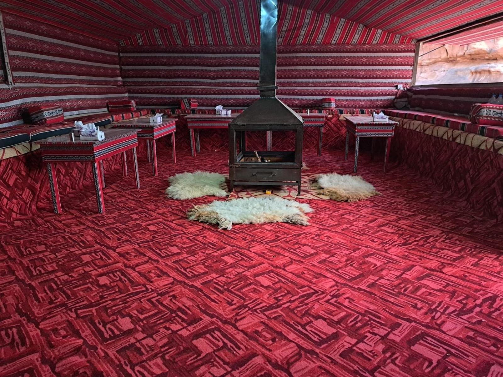 Wadi Rum Bedouin Heart Camp Buitenkant foto